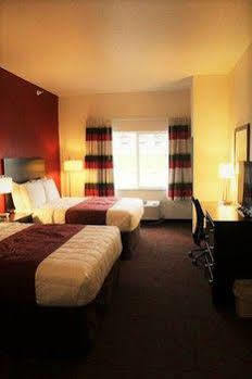 Inn At Hunters Run Watford City Экстерьер фото